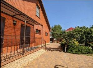 Фото Гостевой дом на Воина Шембелиди