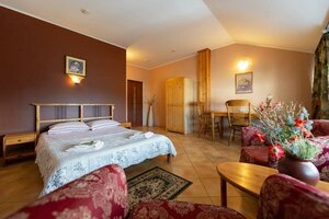 Rodina (Voznesenskaya Street, 53А), hotel