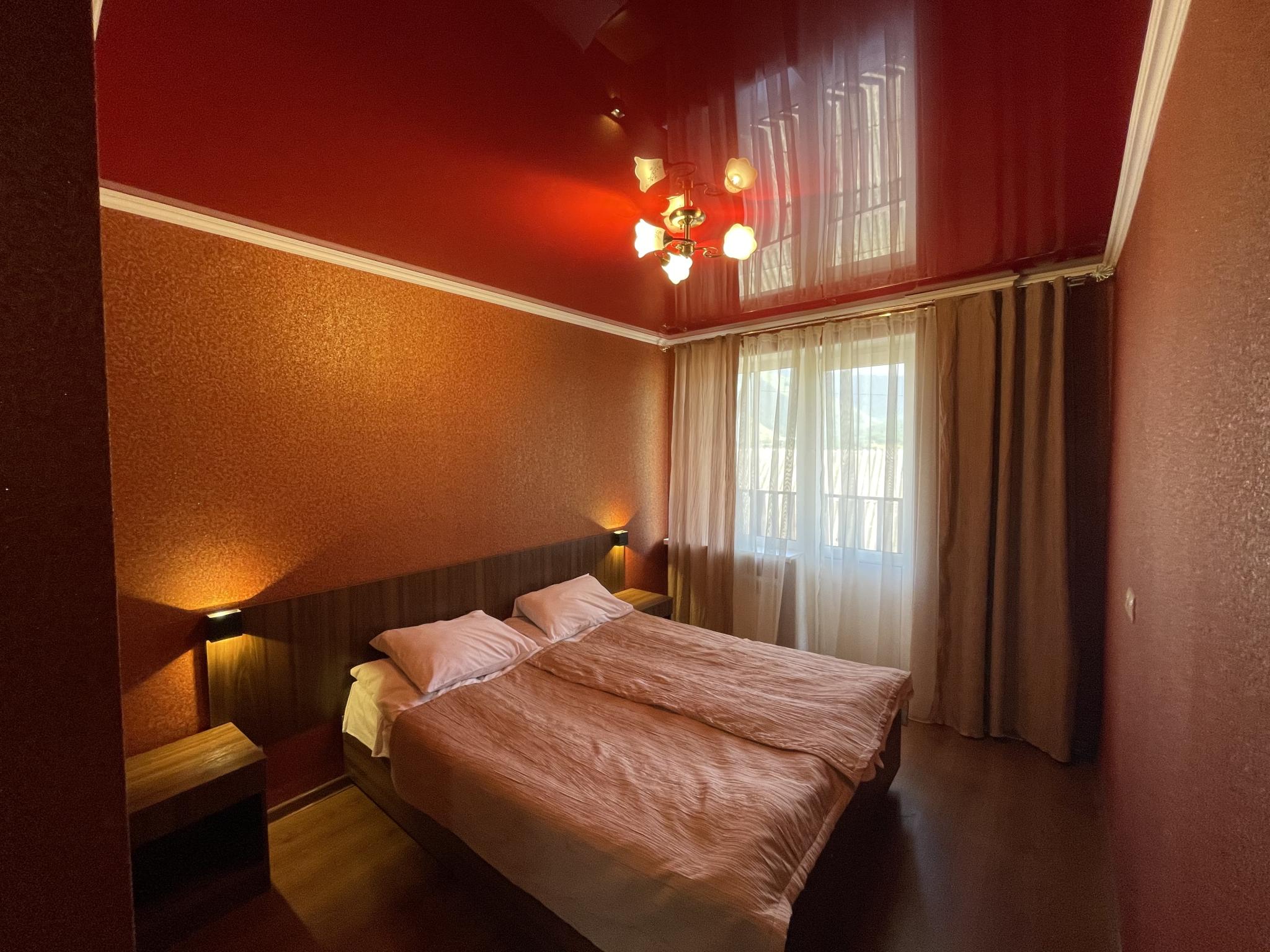 Фото Ёлка и Камин