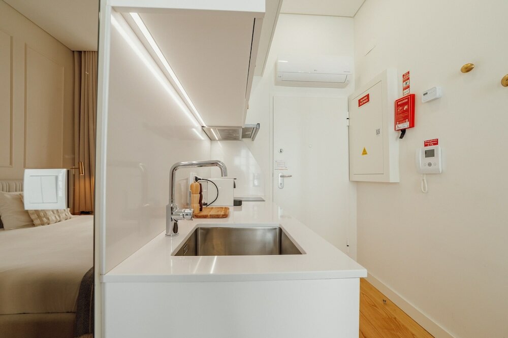 Фото Clérigos Boutique Apartment B by Homing