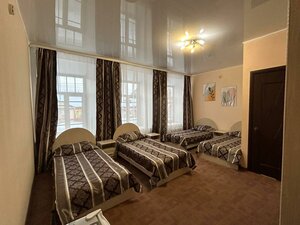 Дом купца (Шадринск, ул. Розы Люксембург, 11), гостиница в Шадринске