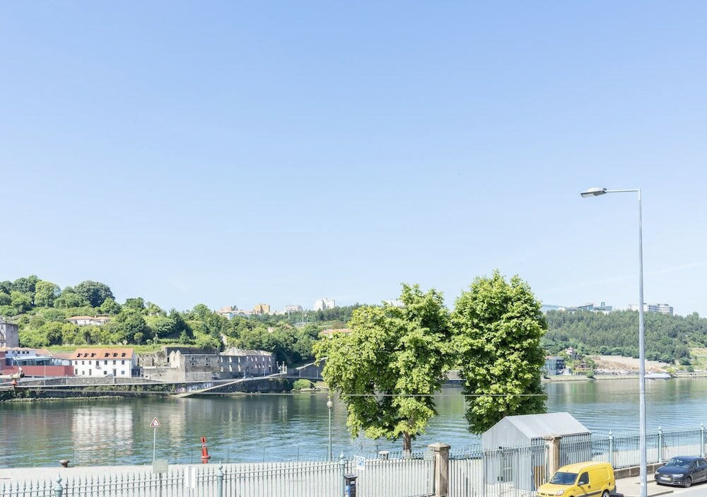 Фото Miragaia Riverside Suites