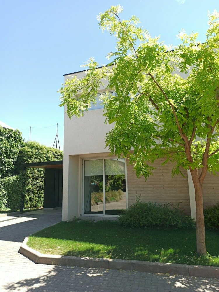 Фото Moderna Casa con Estilo EN Chacras