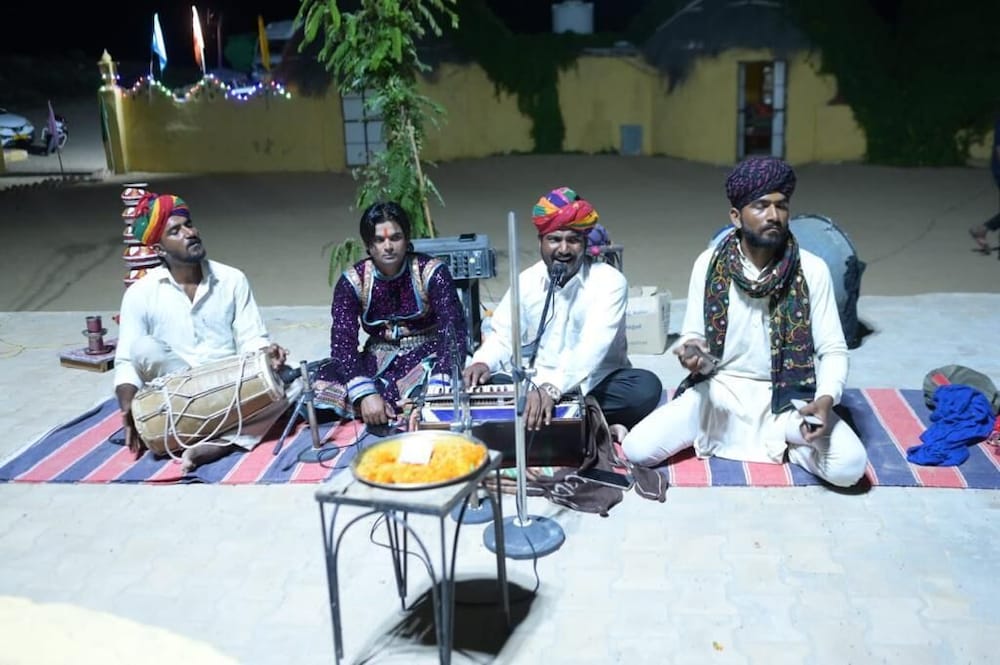 Фото Gangaur Desert Resort