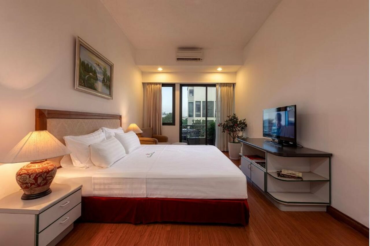 Фото Oriental Palace Apartment