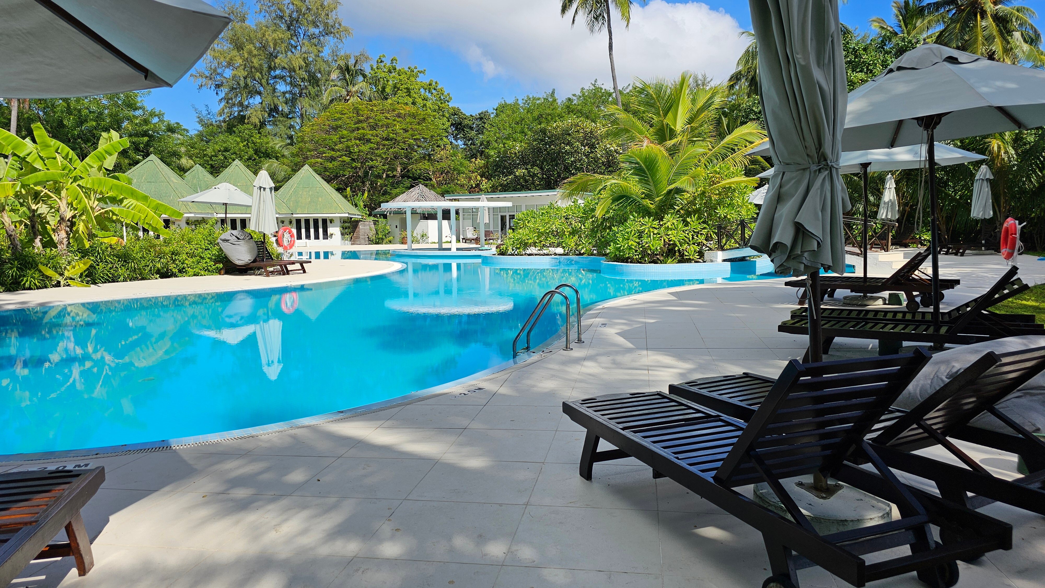 Фото Equator Village 