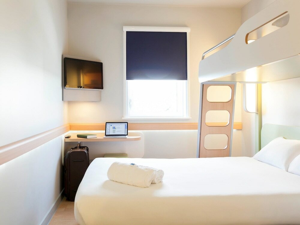 Фото Ibis budget Edinburgh Park