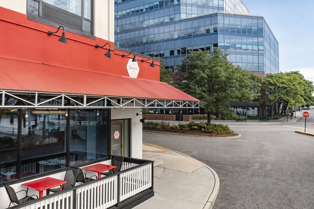 Фото Sheraton Lincoln Harbor Hotel