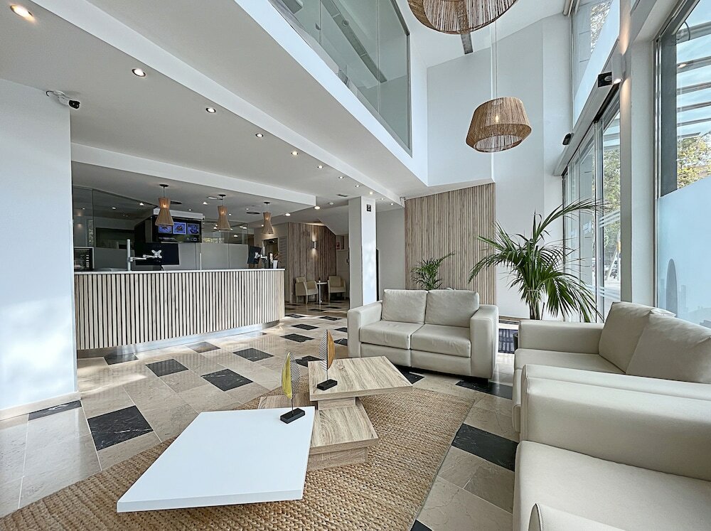 Фото Hotel SERHS Del Port