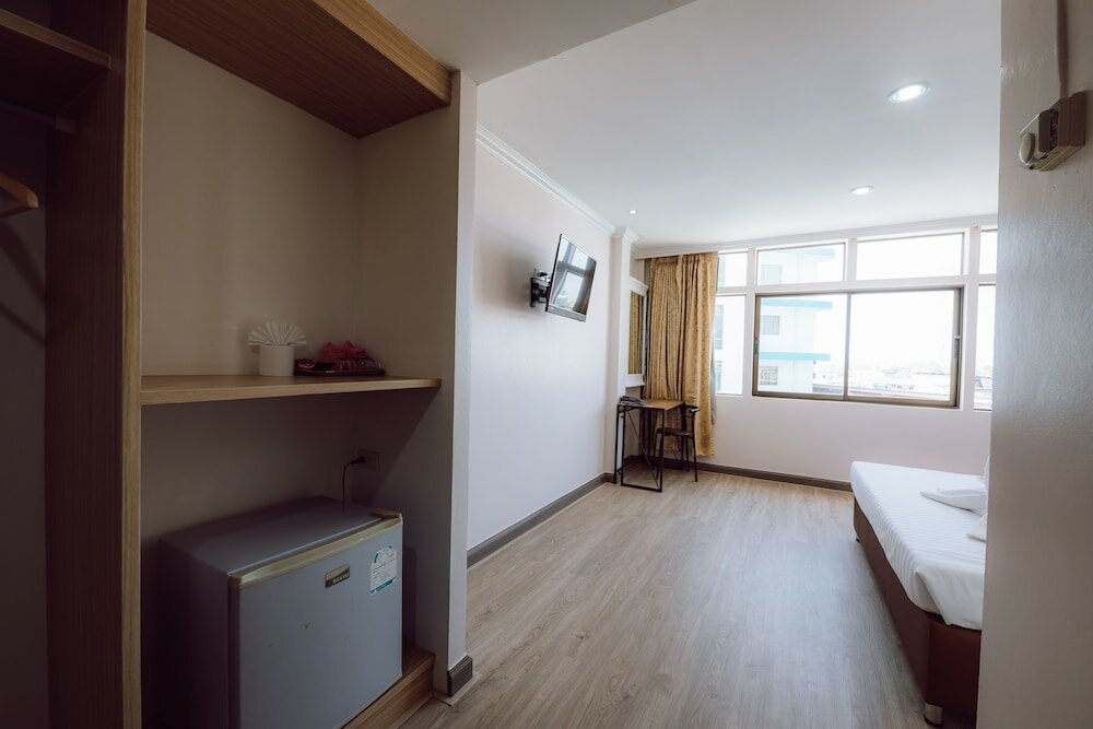 Фото Morakot Hotel Chumphon