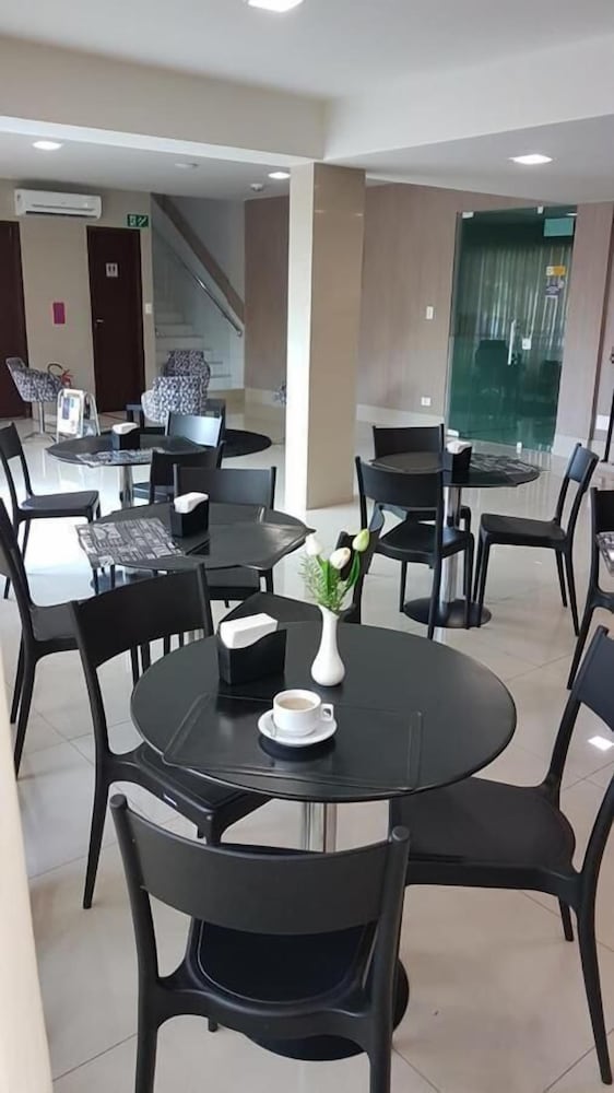 Фото Hotel Enseada Aeroporto