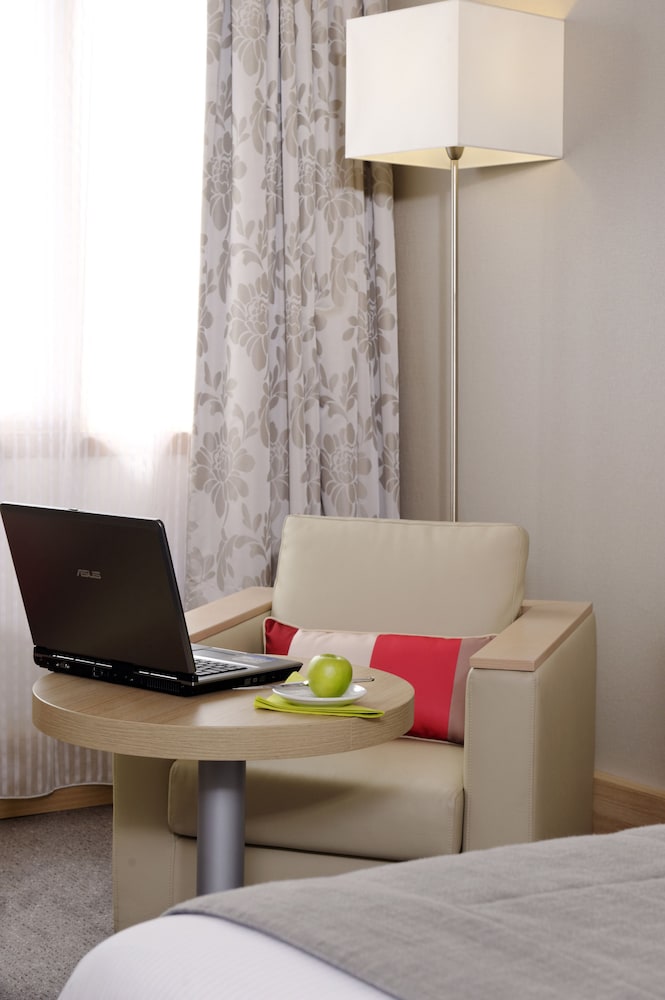 Фото Mercure Paris Velizy