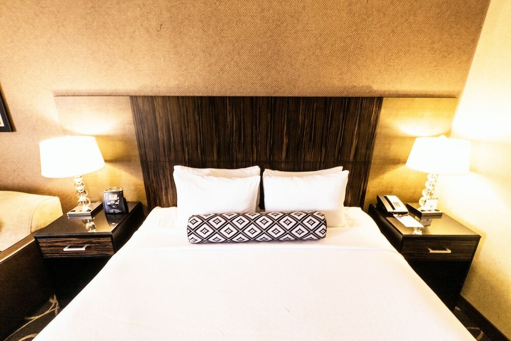 Фото Crowne Plaza Newark Airport, an Ihg Hotel