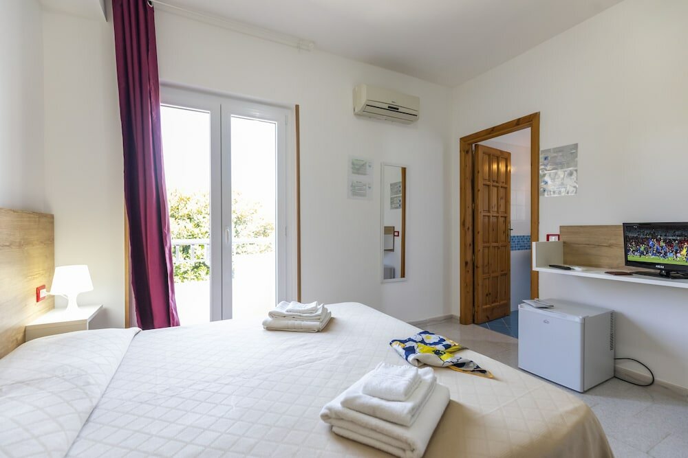 Фото Hotel Calabrisella