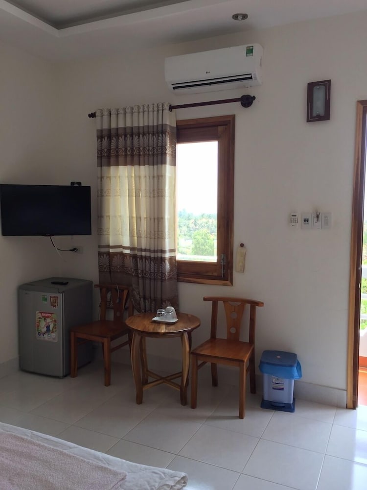 Фото Viet's Hotel