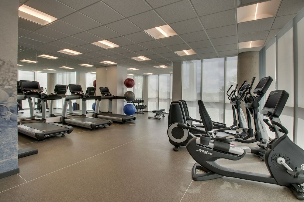 Фото Hyatt Place Iowa City Downtown