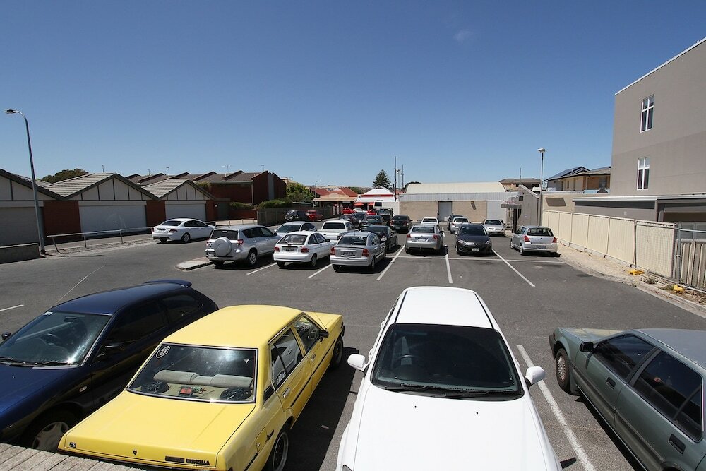 Фото Esplanade Hotel