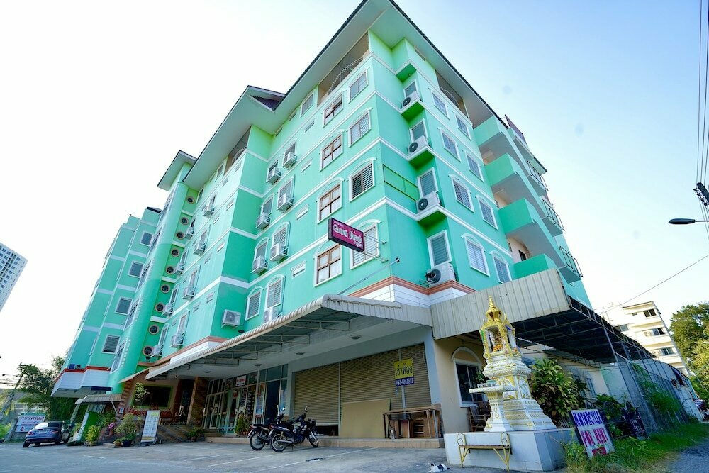 Hotel Oyo 663 Green Beach Room, Pattaya, photo
