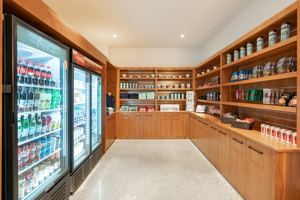 Фото Hotel Indigo Everett - Waterfront Place, an Ihg Hotel