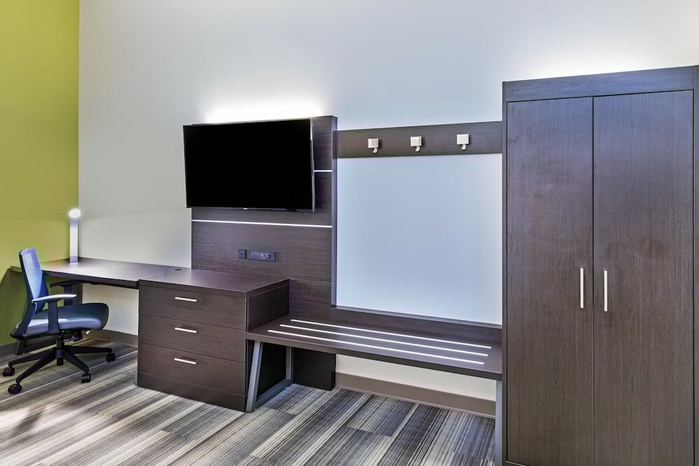 Фото Holiday Inn Express & Suites Purcell, an Ihg Hotel