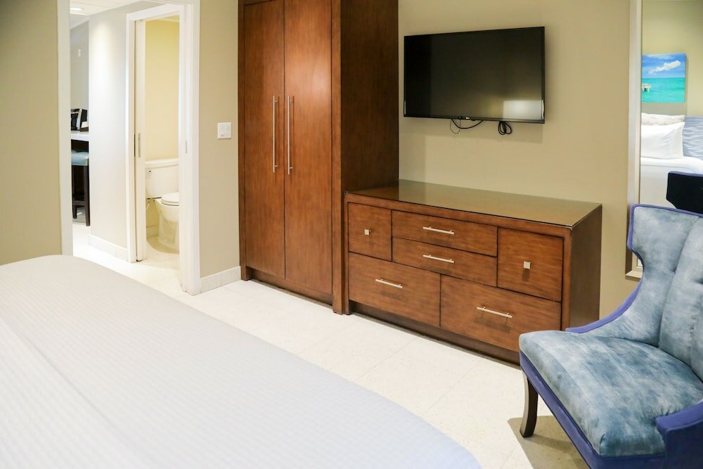 Фото Orchid Key Inn - Adults Only