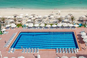 Гостиница Sharjah Carlton