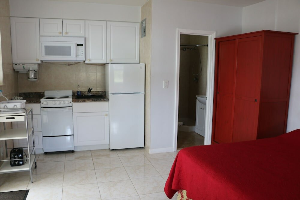 Фото Breakaway Inn