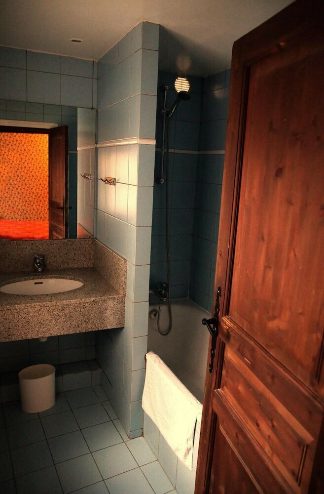 Фото Hôtel du Lys