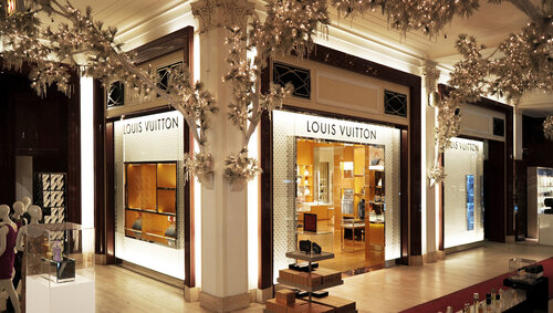 Louis Vuitton New York Saks Fifth Ave, fur and leather shop, United States,  New York, 611 Fifth Avenue, 1st floor, 1st floor — Yandex Maps