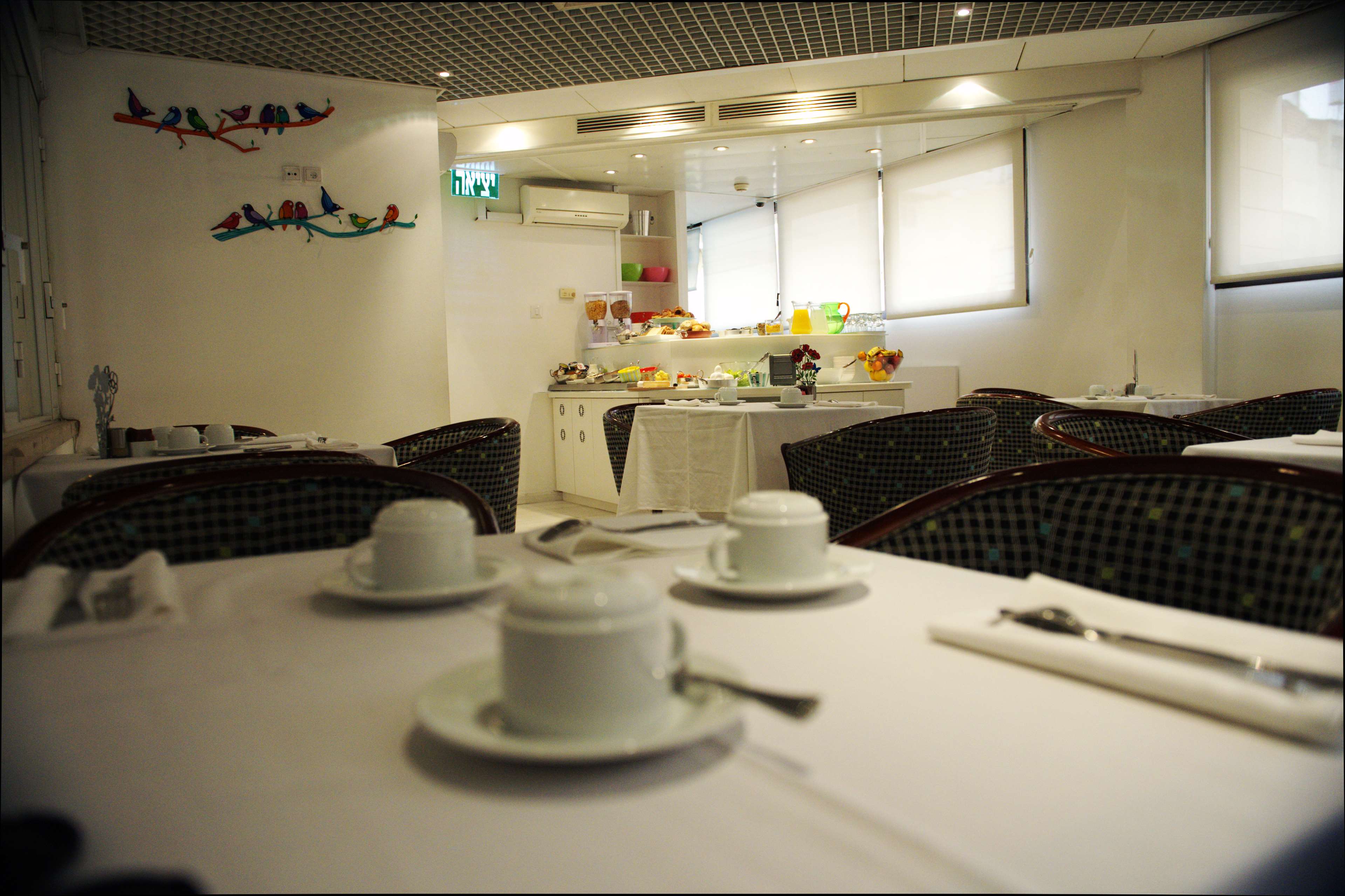 Фото Best Western Regency Suites Hotel