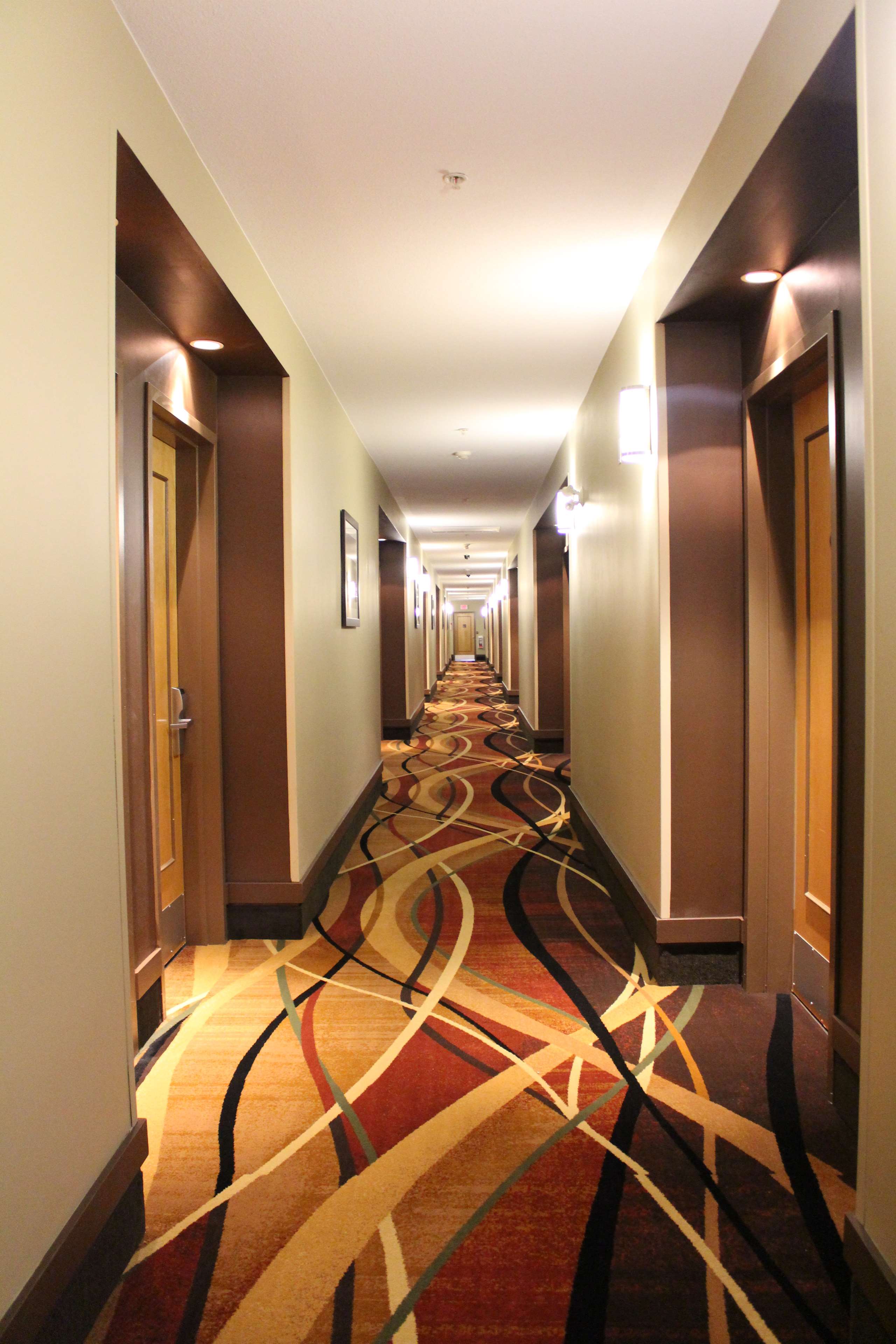 Фото Best Western King George Inn & Suites