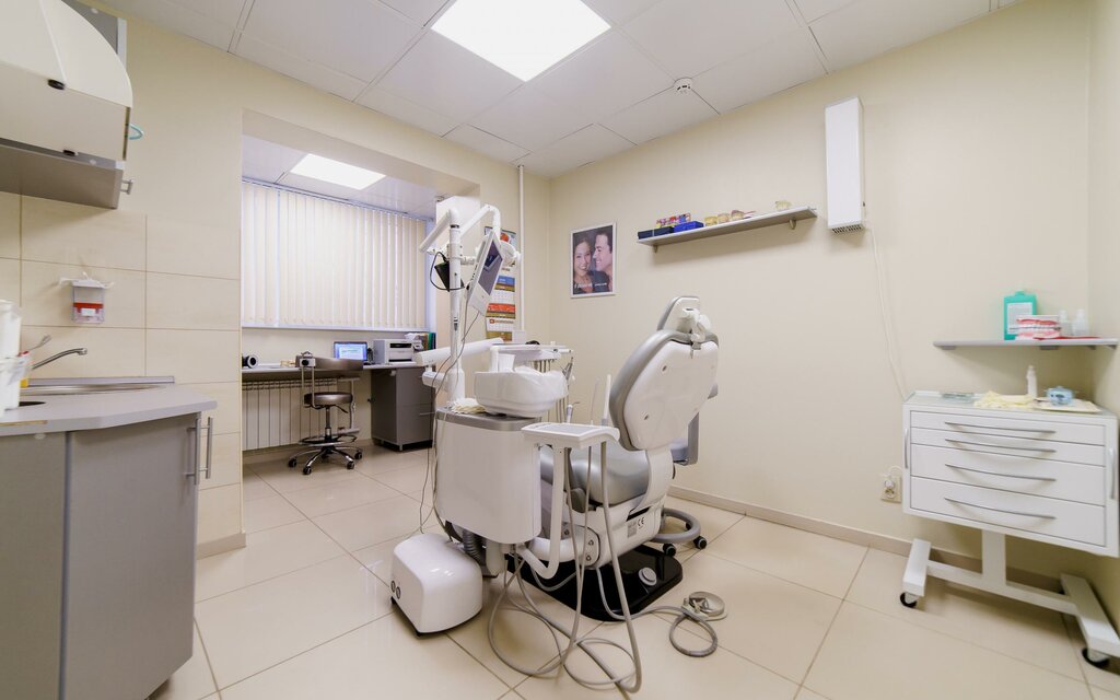 Clínica dental Dental Clinic Breket Sistem, , foto