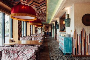 Chaihana Skazka (Torgovaya Side District, Aleskandra Nevskogo Embankment, 26), restaurant