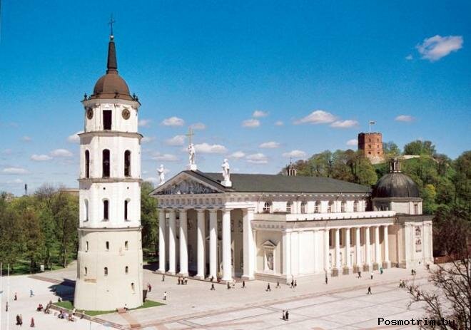 Catholic church The Cathedral Basilica of St. Stanislaus and St. Ladislaus of Vilnius, Vilnius, photo