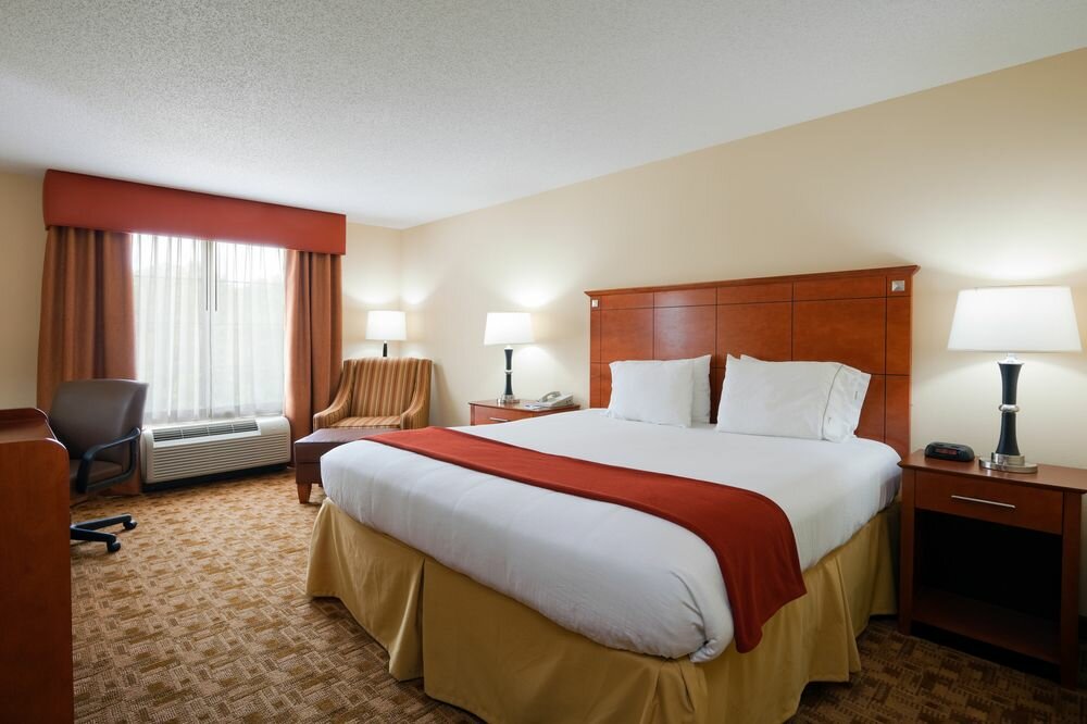 гостиница - Holiday Inn Express Hotel & Suites Phenix City - Columbus, ...