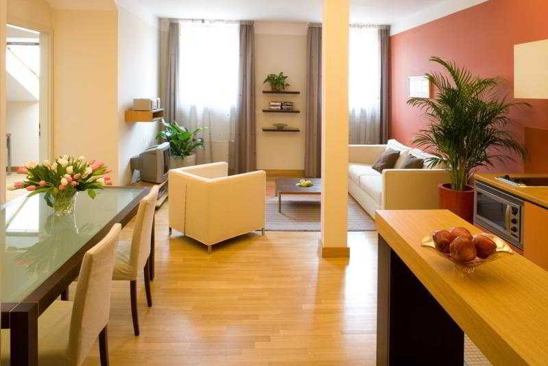 Фото Mamaison Residence Belgicka