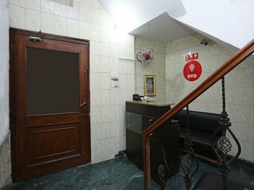 Гостиница Oyo 542 Kalkaji Residency Bnb в Дели