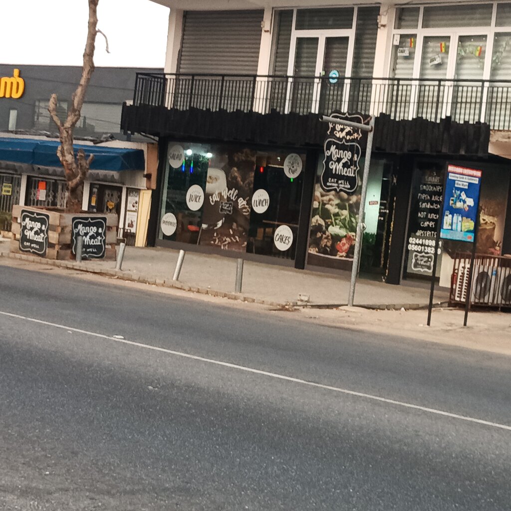 Cafe Mango and Wheat, Accra, photo