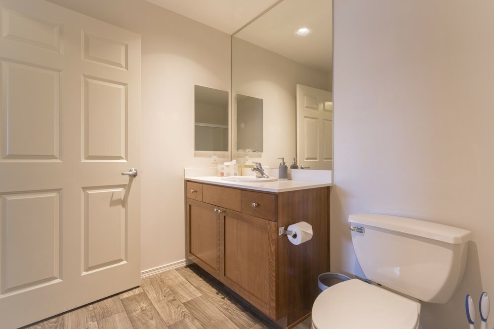 Фото Domicile Suites at Elliott Bayview