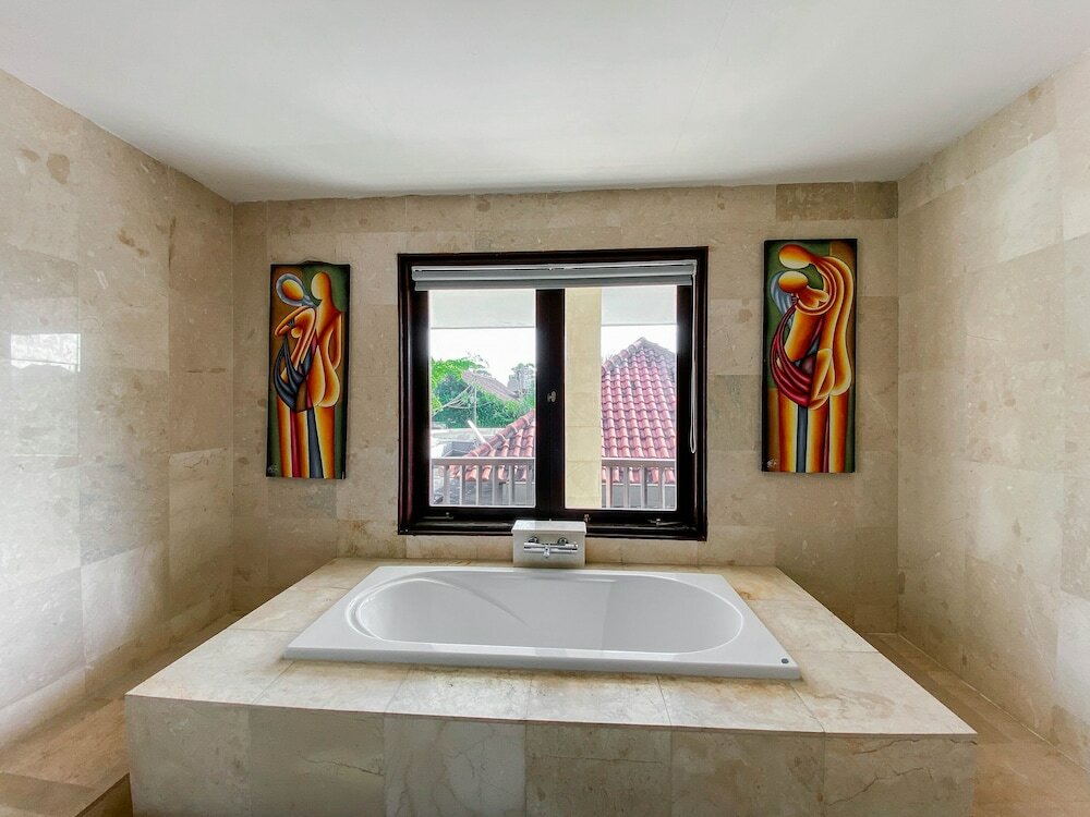 Фото Tis Villas Seminyak by Premier Hospitality Asia