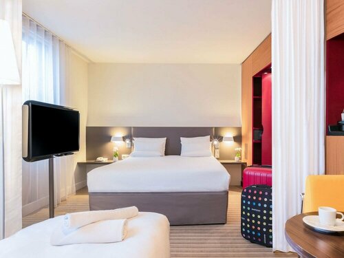Гостиница Novotel Suites Cannes Centre в Каннах