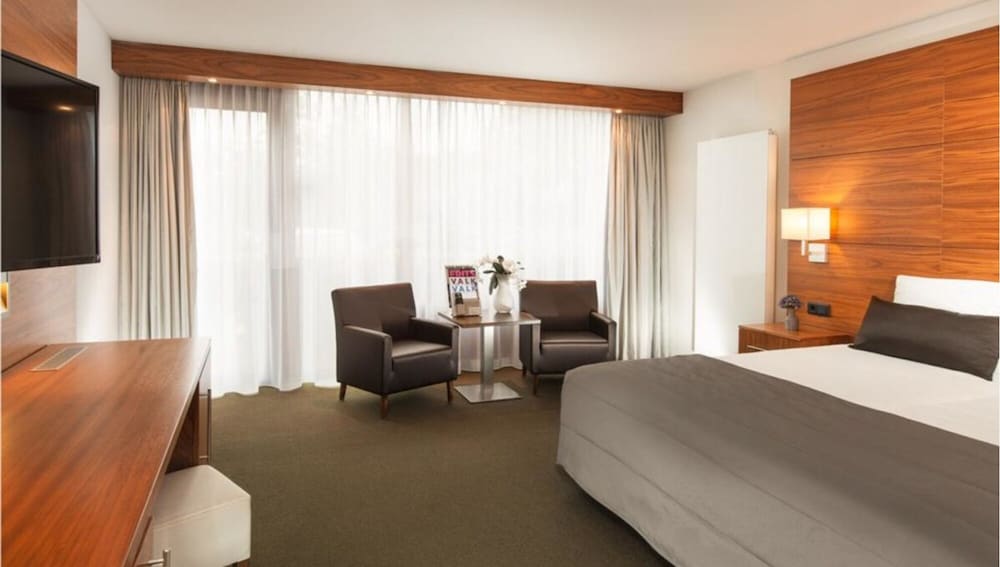 Фото Van der Valk Hotel Eindhoven
