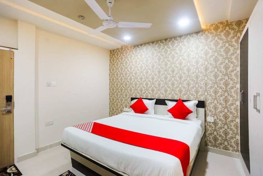 Фото Oyo 47488 Hotel Keshmin