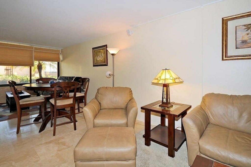 Фото Discovery Bay One Bedroom Condos with Kitchen & Free Wifi!