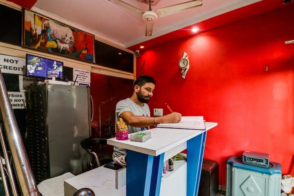 Фото Spot On 61068 Hotel Kr