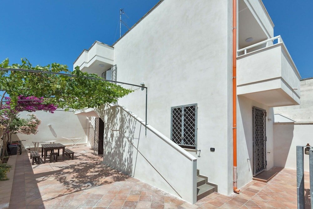 Фото Dodger House