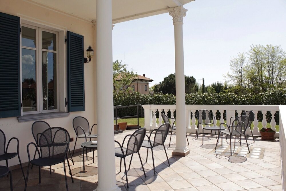 Фото Hotel Bugella