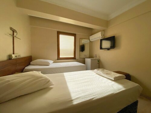 Гостиница Hotel Cenedag в Измите