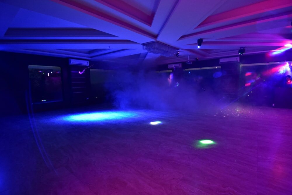 Фото Hotel Tea County