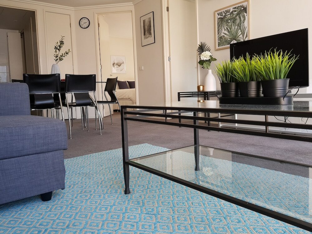 Фото ReadySet Apartments at Sentinel